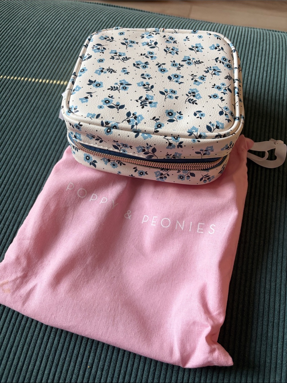 Poppy & Peonies Travel Case